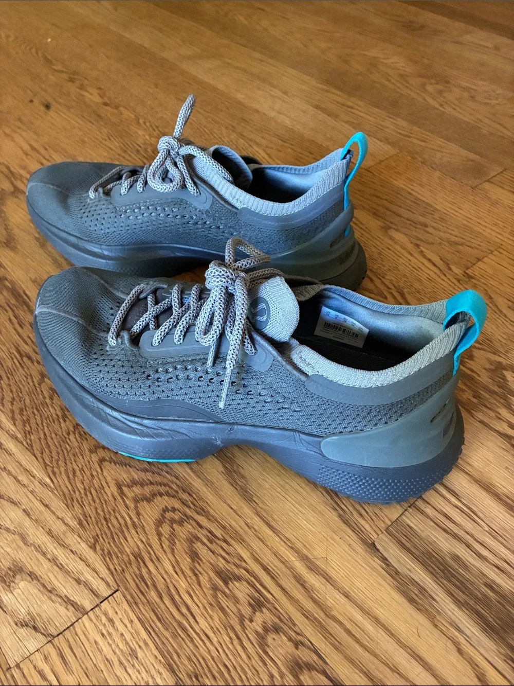 lululemon athletica barely used